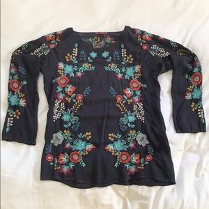 Johnny Was XS Silk long sleeve blouse